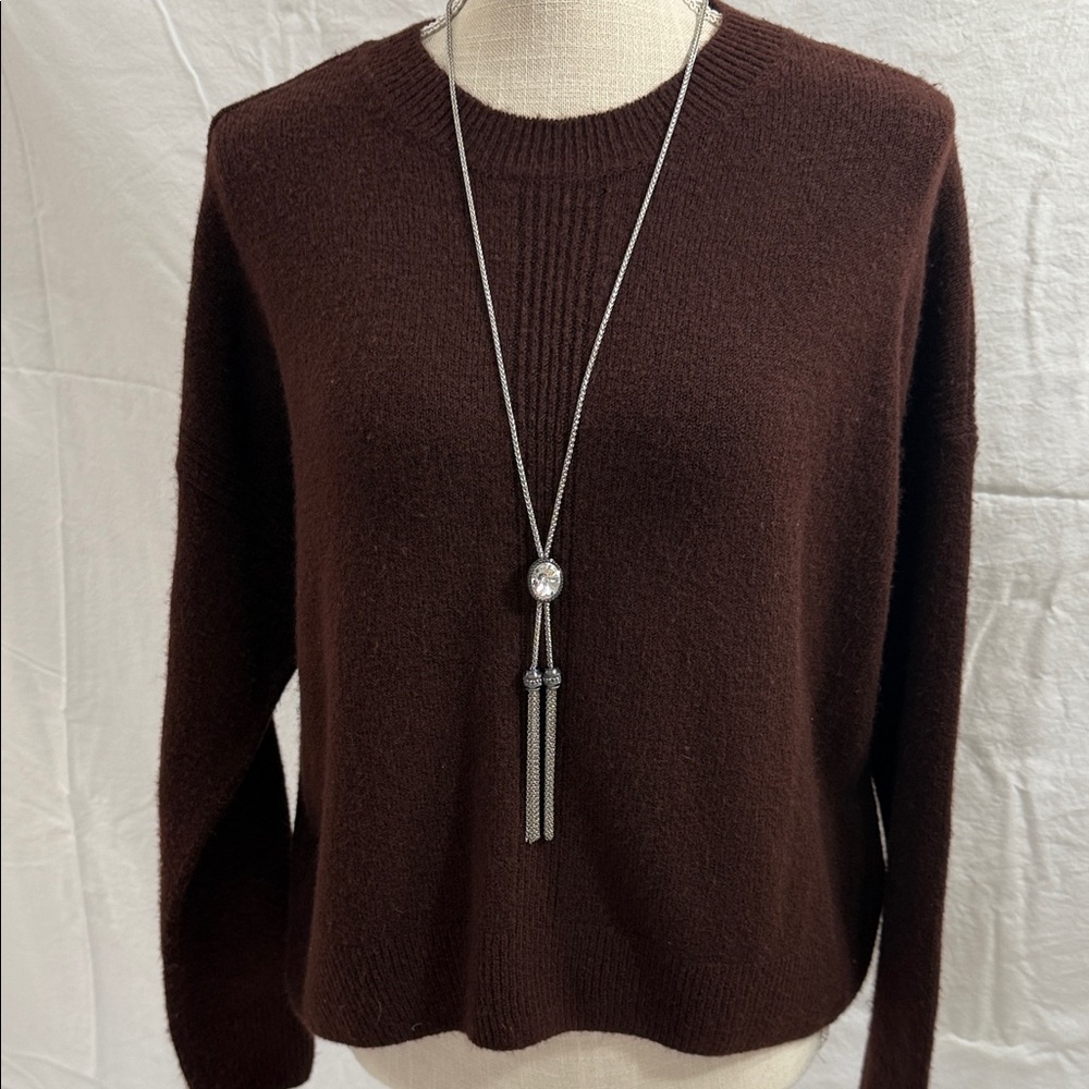 Vince Camuto Maroon Neck Sweater
